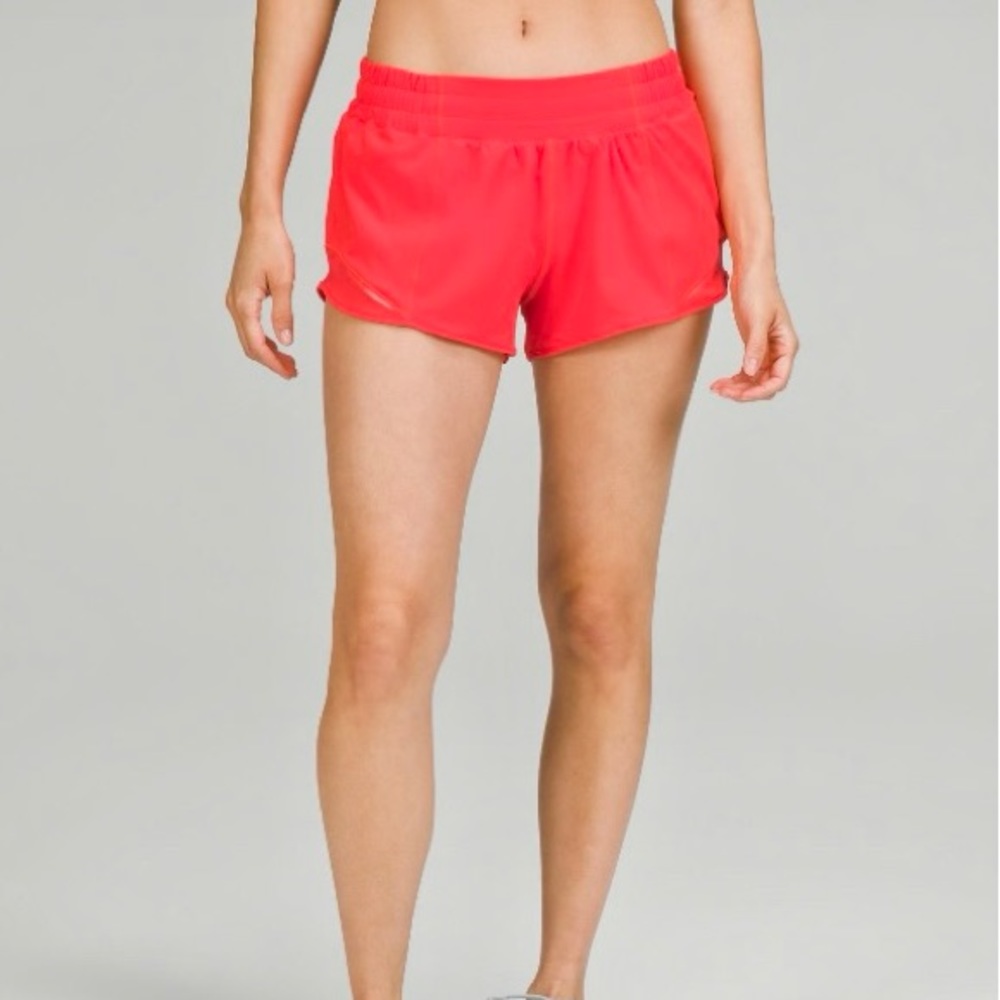 Lululemon Hotty Hot Low Rise 2.5 Shorts: Red
